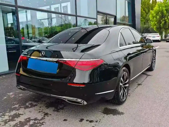 Mercedes-Benz S-Class — Фото автомобиля 3