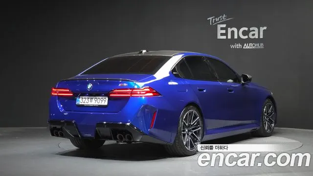 BMW M5 G90 — Фото автомобиля 2