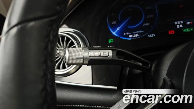 Mercedes-Benz EQS — Фото автомобиля 24