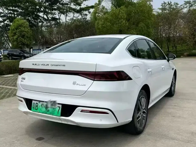 BYD Qin PLUS — Фото автомобиля 5