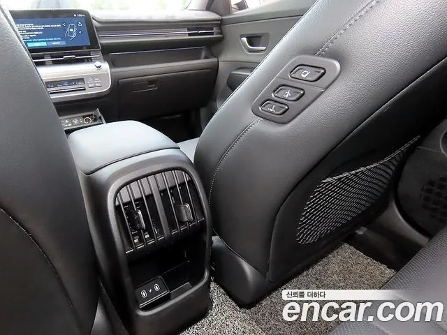 Hyundai Kona SX2 — Фото автомобиля 15