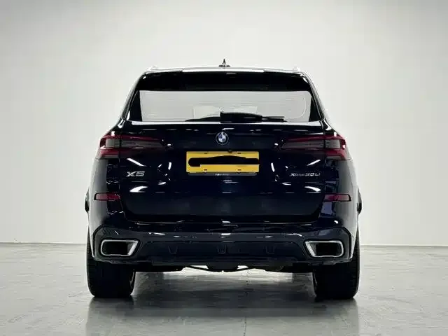 BMW X5 — Фото автомобиля 8