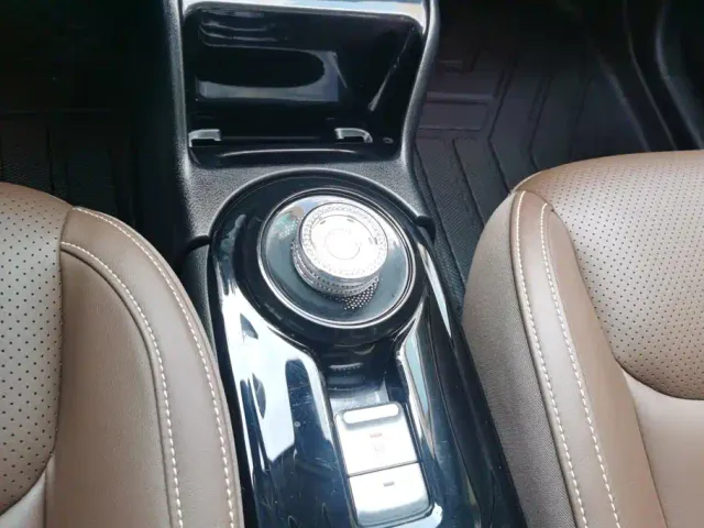 Wuling Bingo — Фото автомобиля 16
