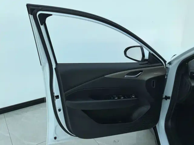 Wuling Starlight — Фото автомобиля 7