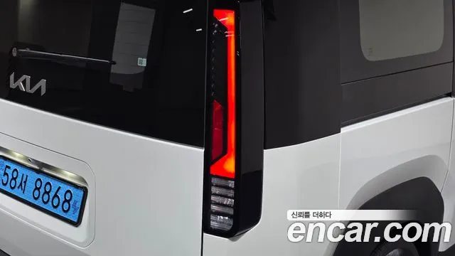 Kia PV5 — Фото автомобиля 8