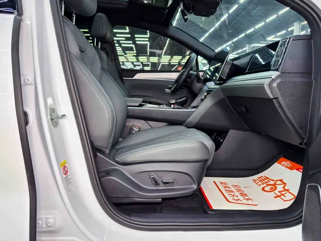 BYD Song L DM-i — Фото автомобиля 15