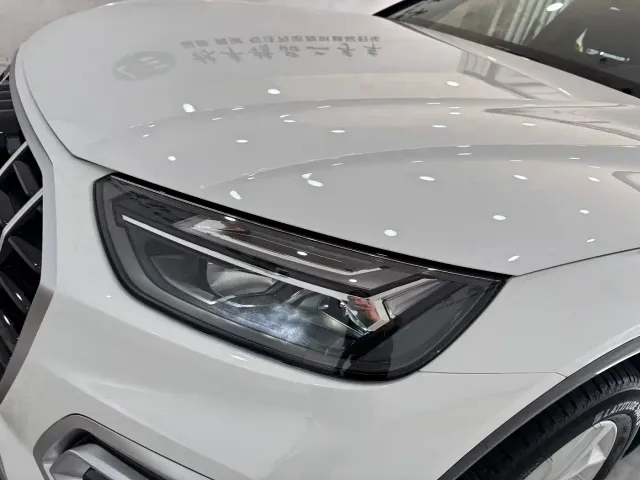 Audi Q5L — Фото автомобиля 8