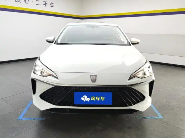 Roewe i5 — Фото автомобиля 2