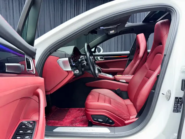 Porsche Panamera — Фото автомобиля 13