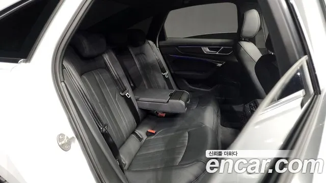 Audi A6 45 TFSI Premium — Фото автомобиля 12