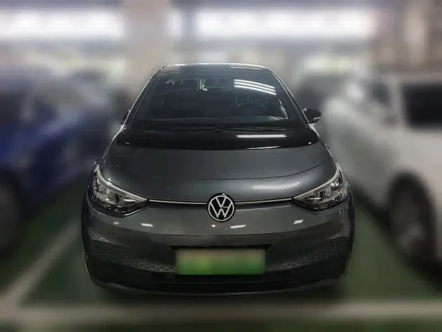 Volkswagen ID.3 — Фото автомобиля 2