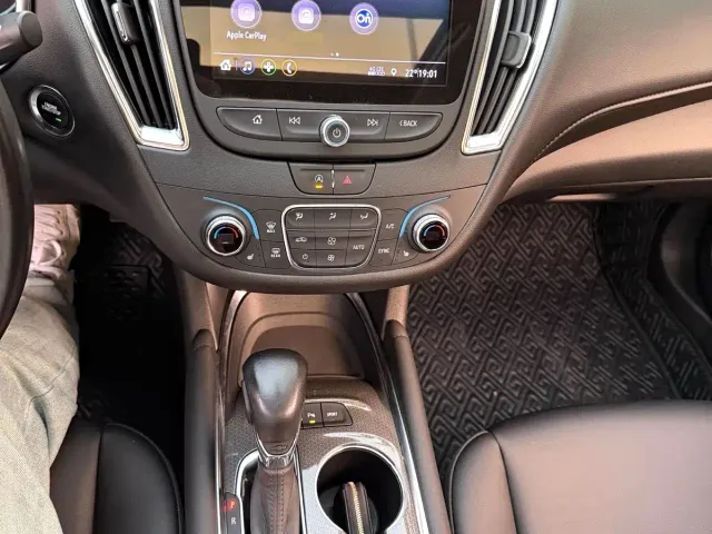 Chevrolet Malibu XL — Фото автомобиля 4