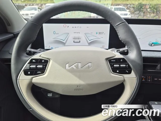 Kia EV6 — Фото автомобиля 8