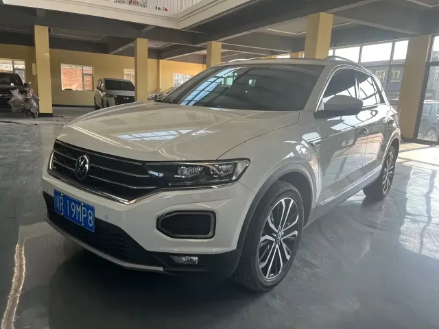Фотография автомобиля — Volkswagen T-Roc