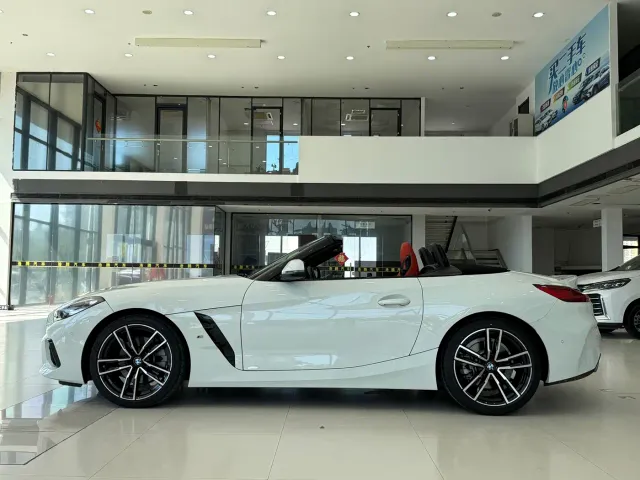 BMW Z4 — Фото автомобиля 3