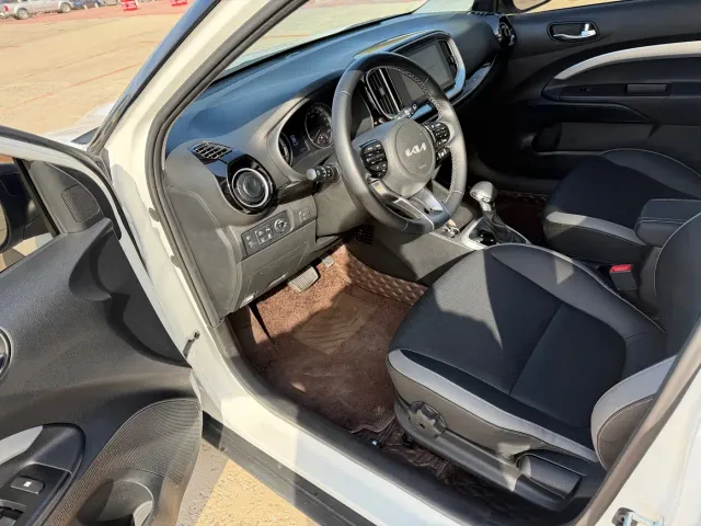Kia KX1 — Фото автомобиля 7