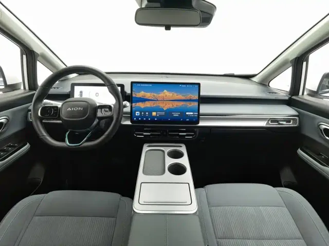 GAC Aion Y — Фото автомобиля 5