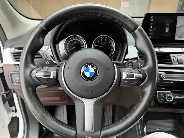BMW X1 — Фото автомобиля 12