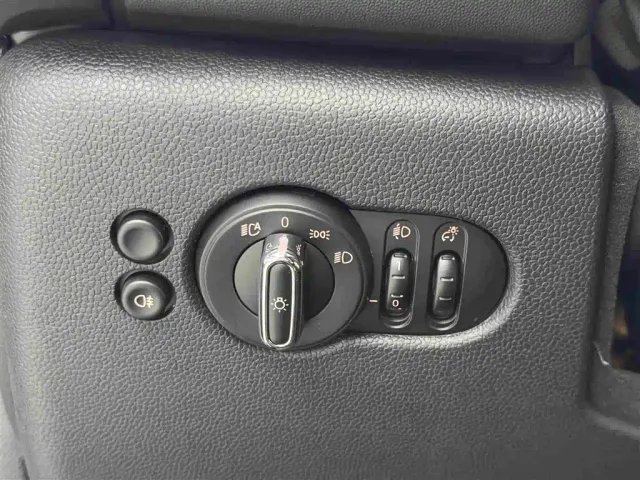 MINI Hatch — Фото автомобиля 15