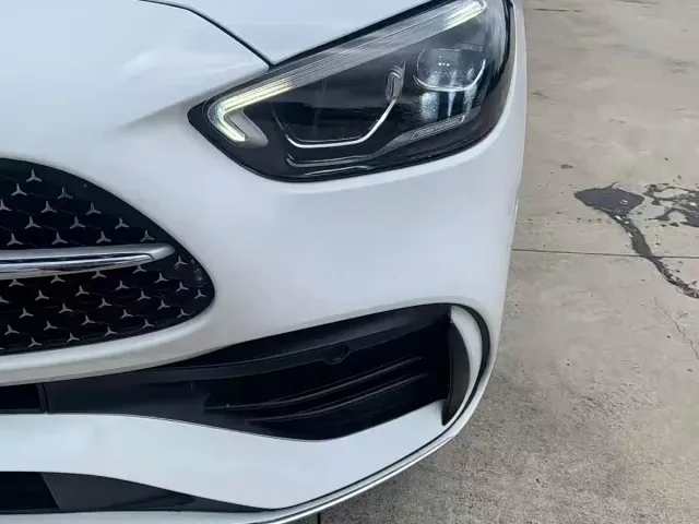 Mercedes-Benz C-Class — Фото автомобиля 4