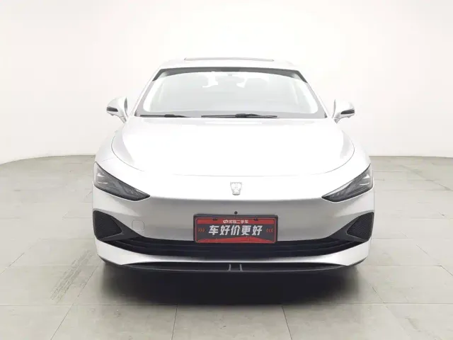 Roewe D7 — Фото автомобиля 3