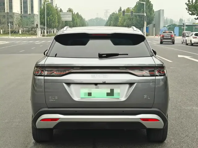 BYD Song L DM-i 2024 160km Superior — Фото автомобиля 15