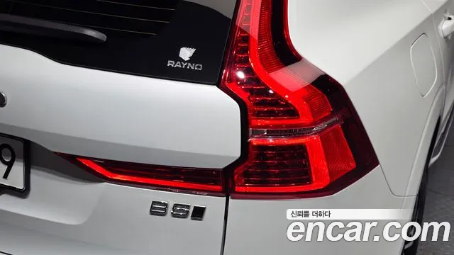 Вольво XC60 — Фото автомобиля 22
