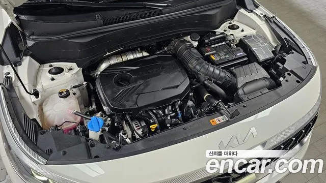 Kia Seltos Seltos Бензин 1.6 Turbo 4WD — Фото автомобиля 4