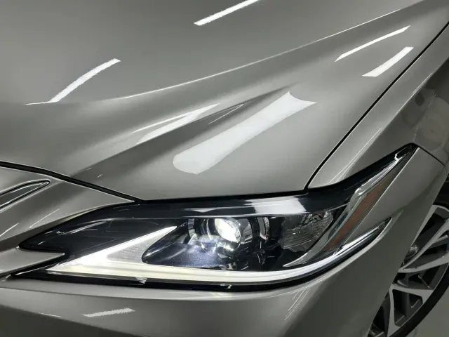 Lexus ES — Фото автомобиля 3