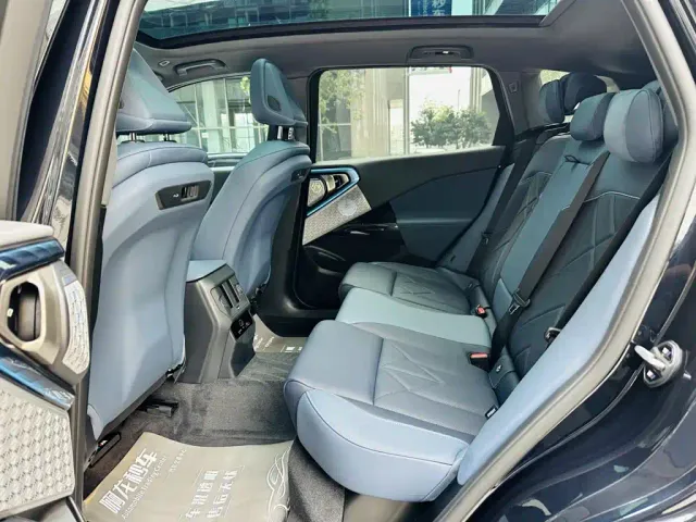 BMW X3 — Фото автомобиля 12