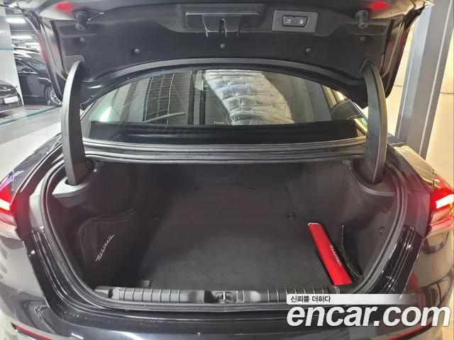 Maserati Ghibli Ghibli — Фото автомобиля 6