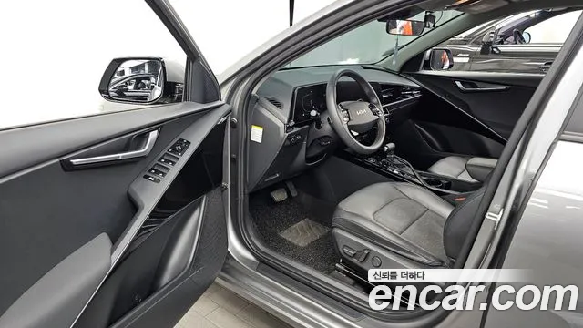 Kia Niro The All New Niro Prestige — Фото автомобиля 10