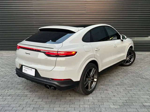 Porsche Cayenne — Фото автомобиля 7