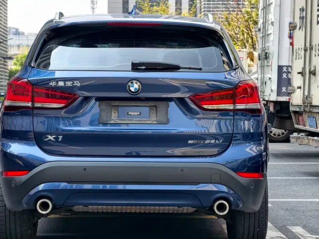BMW X1 — Фото автомобиля 10