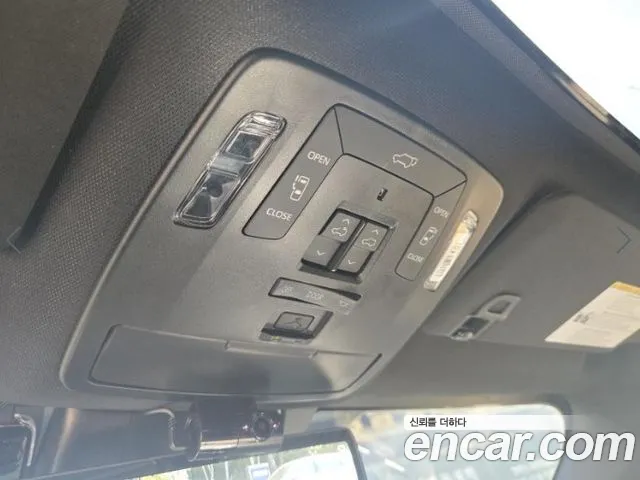 Toyota Sienna 4th Gen — Фото автомобиля 15