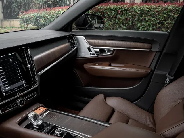 Volvo S90 — Фото автомобиля 7