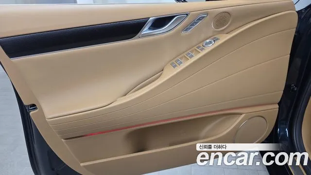 Genesis G80 RG3 — Фото автомобиля 13