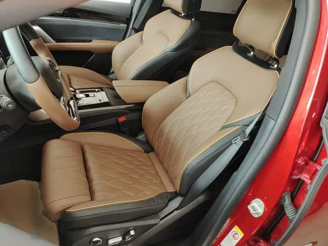 BYD Tang — Фото автомобиля 10