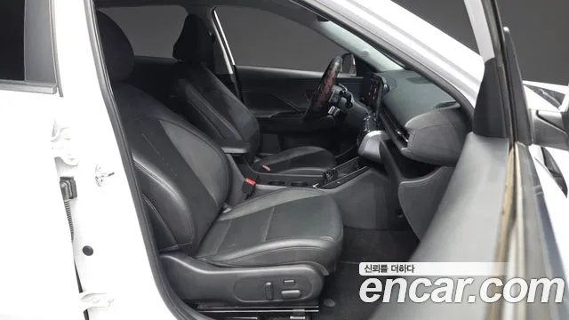 Hyundai Kona — Фото автомобиля 17