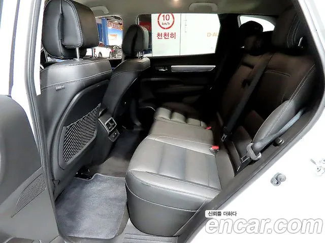 Renault-KoreaSamsung QM6 Новый QM6 2.0 LPe RE Signature 2WD — Фото автомобиля 15