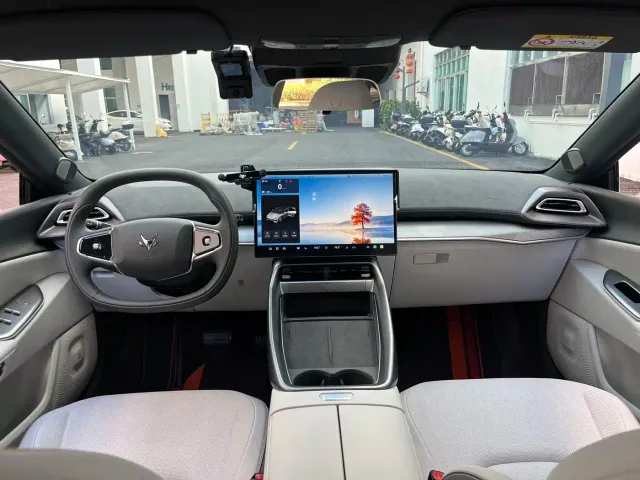 Arcfox Alpha S5 — Фото автомобиля 7