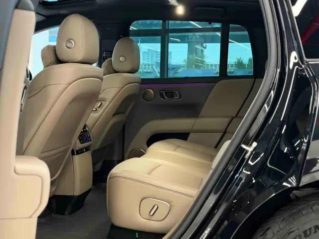 Li Auto i6 — Фото автомобиля 9