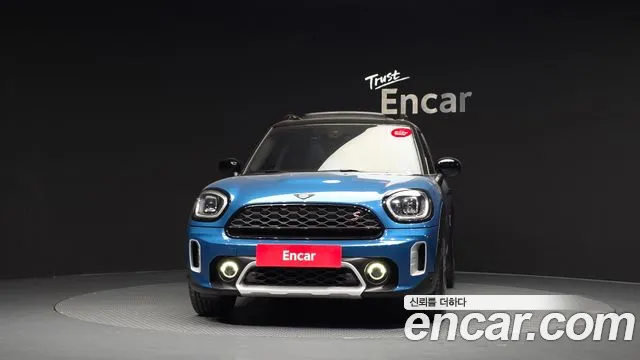 MINI Countryman — Фото автомобиля 3