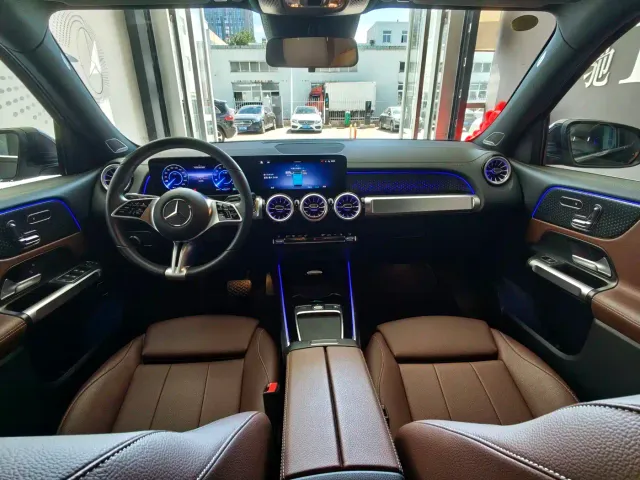 Mercedes-Benz EQB — Фото автомобиля 6