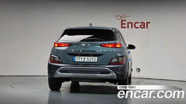Hyundai Kona — Фото автомобиля 4