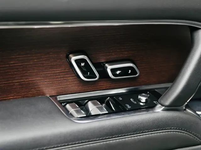 Land Rover Range Rover — Фото автомобиля 4