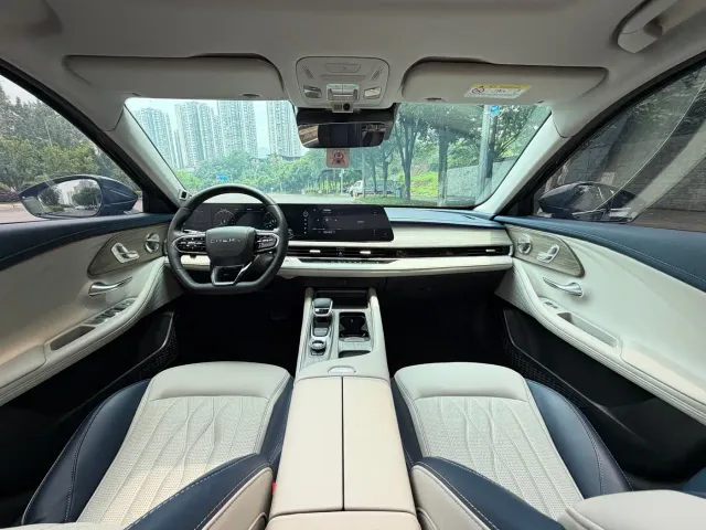 Chery Arrizo 8 — Фото автомобиля 10