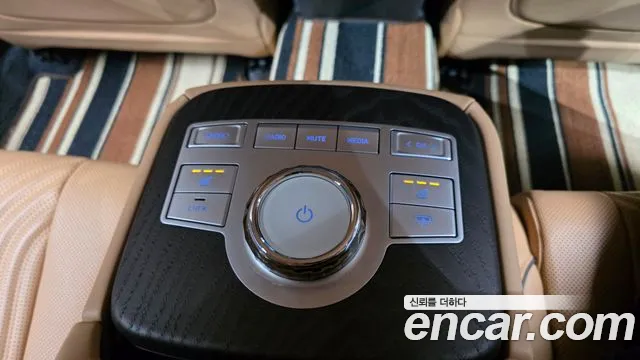Genesis G80 RG3 — Фото автомобиля 25