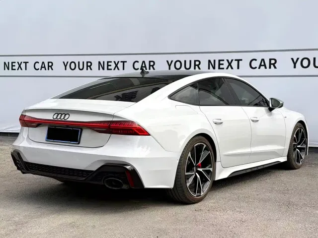 Audi A7 — Фото автомобиля 9