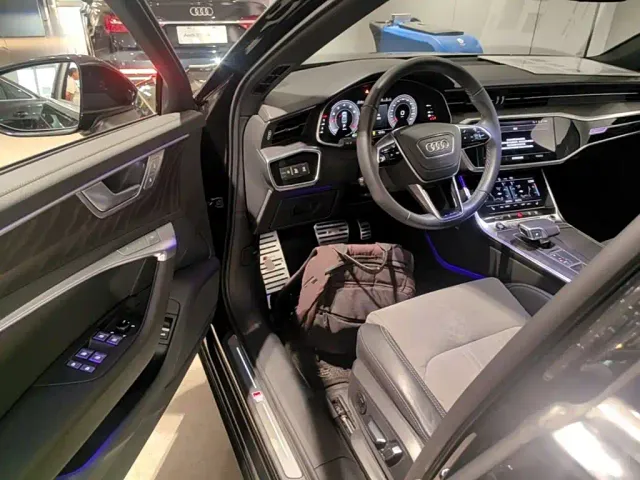Audi A6L — Фото автомобиля 15